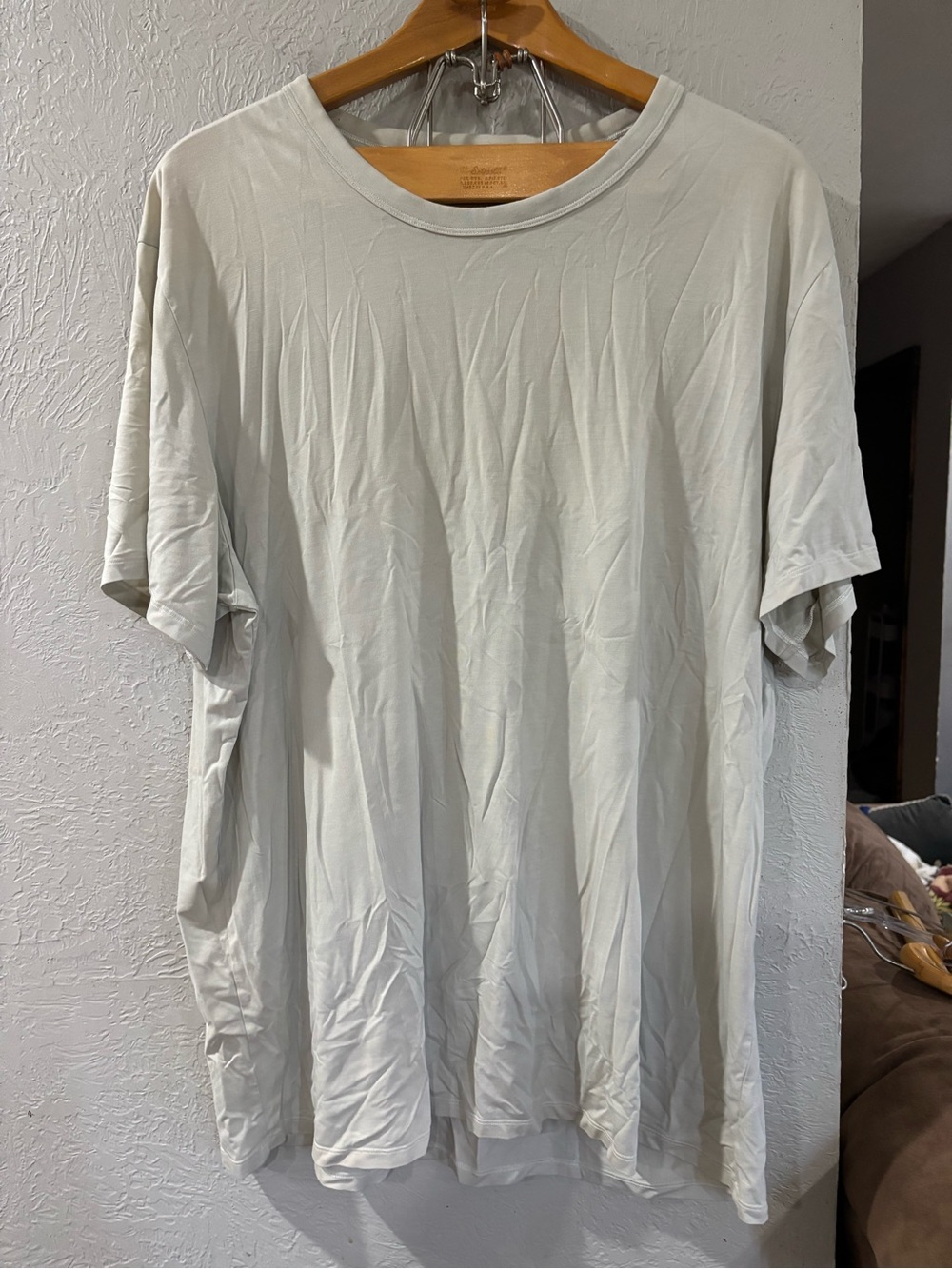 Lululemon short sleeved basic essential dri-fit shirt in light beige size 2XL
